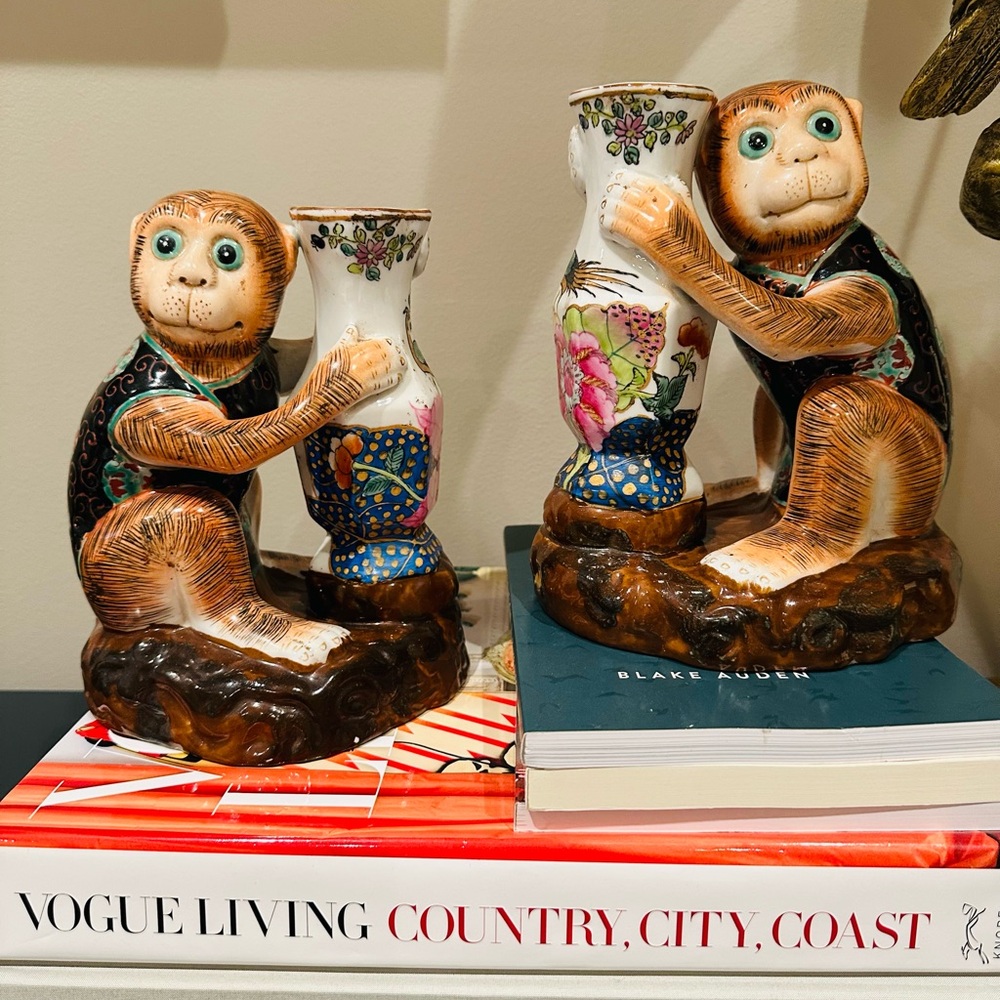 Tobacco Leaf Monkey Vase Set